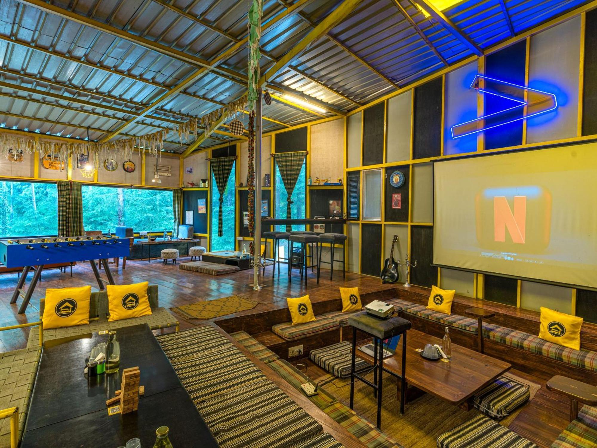 The Hosteller Касоль Экстерьер фото